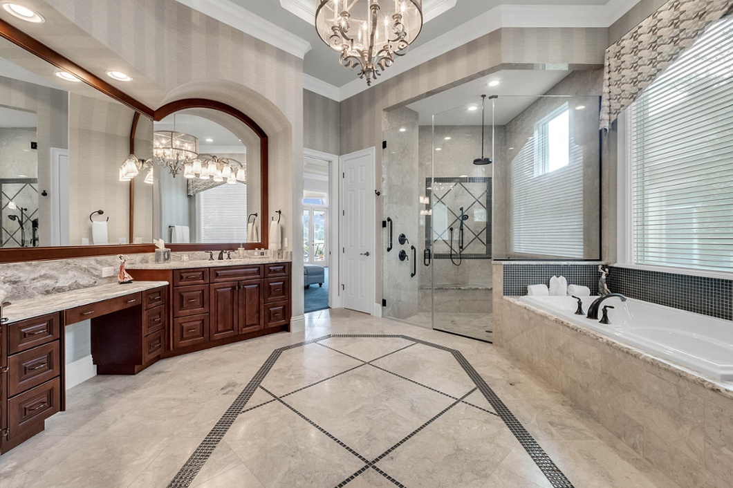 2025-Alaqua-Lakes-Blvd--Longwood--FL-32779----30---Master-Bathroom-1