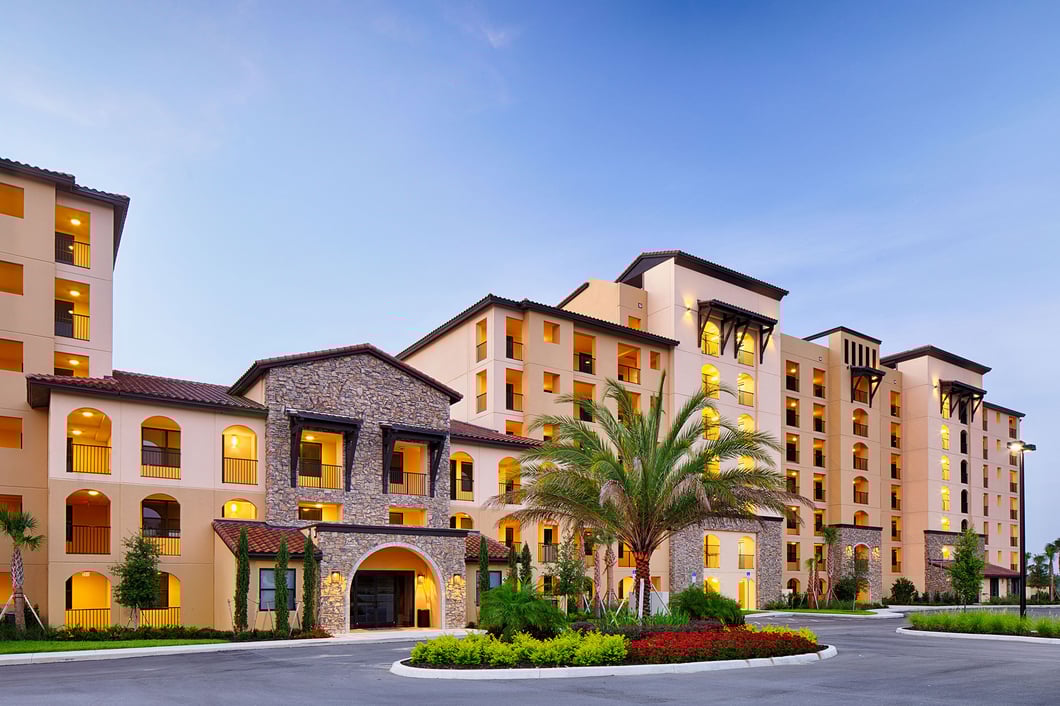 Siena-At-Bella-Collina-Accommodations-Entrance